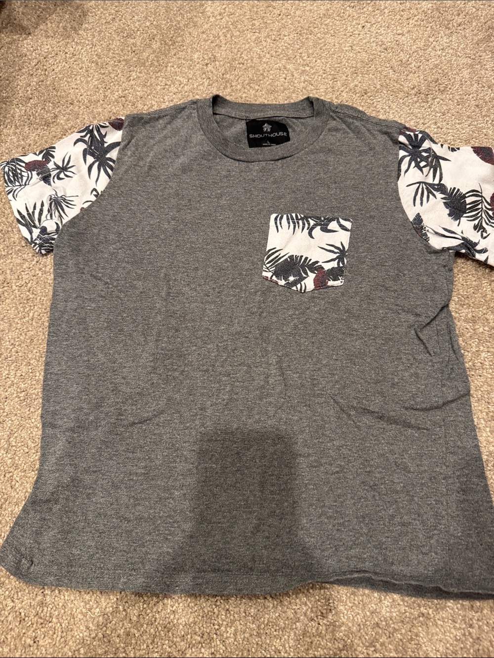 Short Sleeve Gray Tee with Tropical-Print Sleeves and Pocket